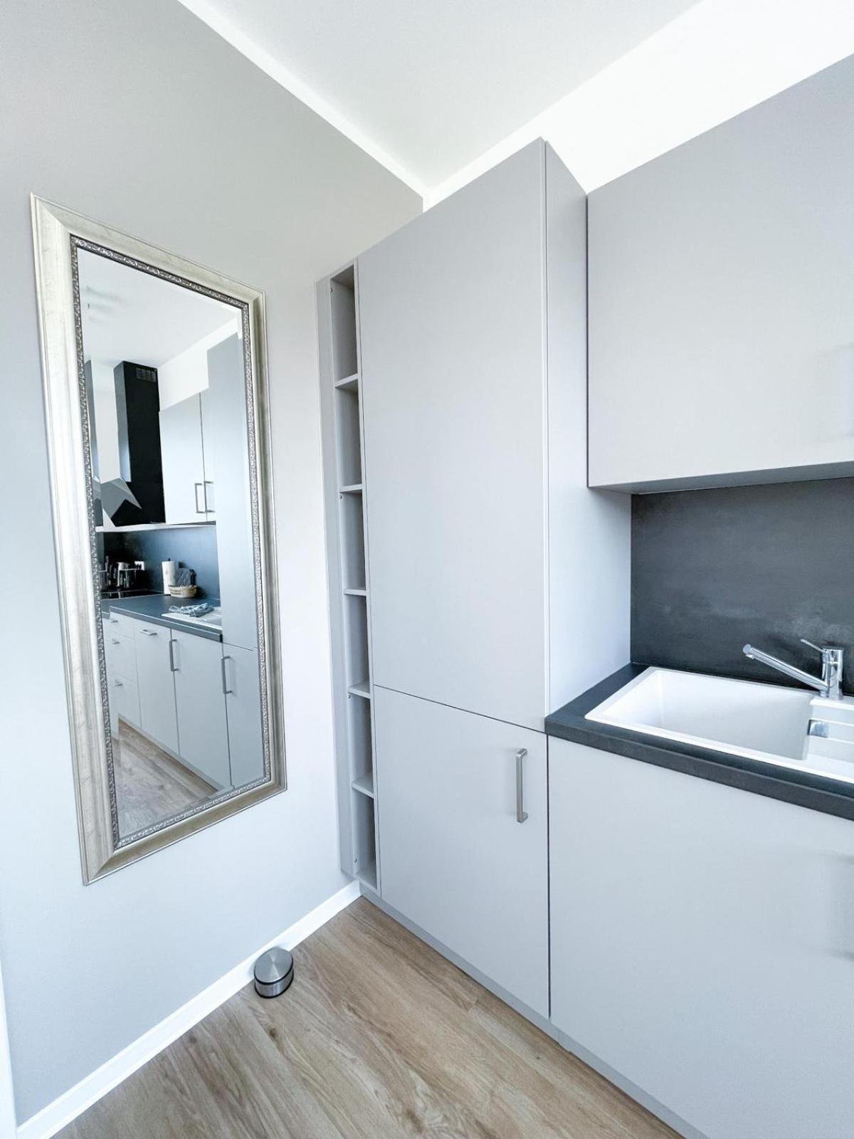 Ferienzimmer Auf Dem Hof Postma Apartment Lambrechtshagen